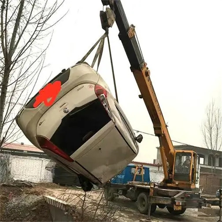 怀化随时待命，吊车24小时道路救援服务全解析