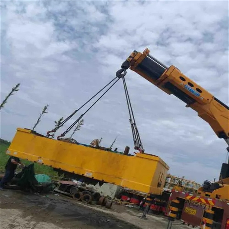 怀化随车吊吊集装箱怎么吊